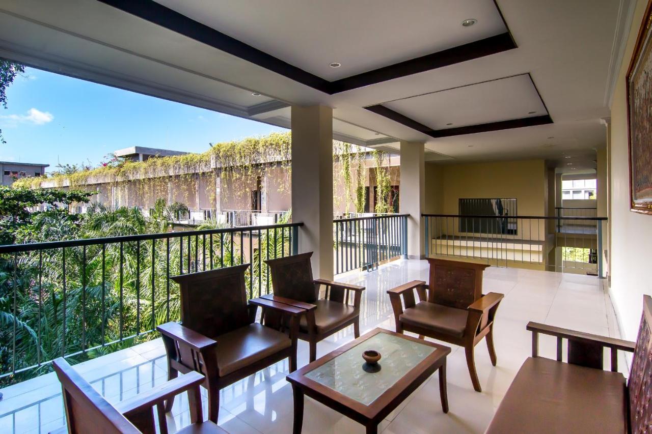 Champlung Mas Hotel Legian Exteriör bild
