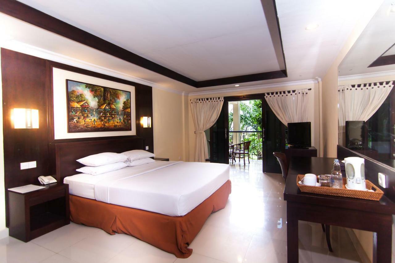 Champlung Mas Hotel Legian Exteriör bild